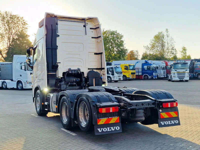 Volvo FH 13.500 Globetrotter XL 6x2 - Full air - 3.20 WB - MA VIN - Low KM - Leather - Cabeza tractora: foto 5 Volvo FH 13.500 Globetrotter XL 6x2 - Full air - 3.20 WB - MA VIN - Low KM - Leather - Cabeza tractora: foto 5