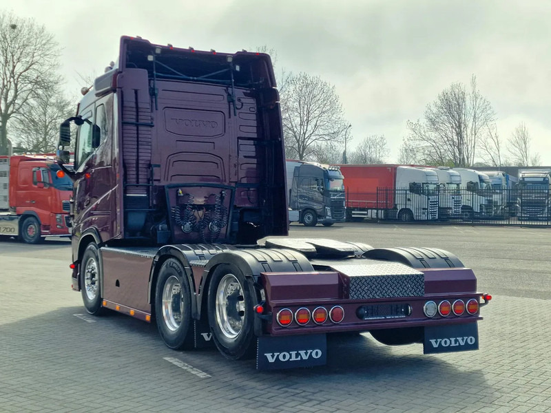 Volvo FH 13.540 Lowroof 6x2 - Show truck - Custom interior - Full air suspension - I parkcool - VEB+ - Cabeza tractora: foto 5 Volvo FH 13.540 Lowroof 6x2 - Show truck - Custom interior - Full air suspension - I parkcool - VEB+ - Cabeza tractora: foto 5