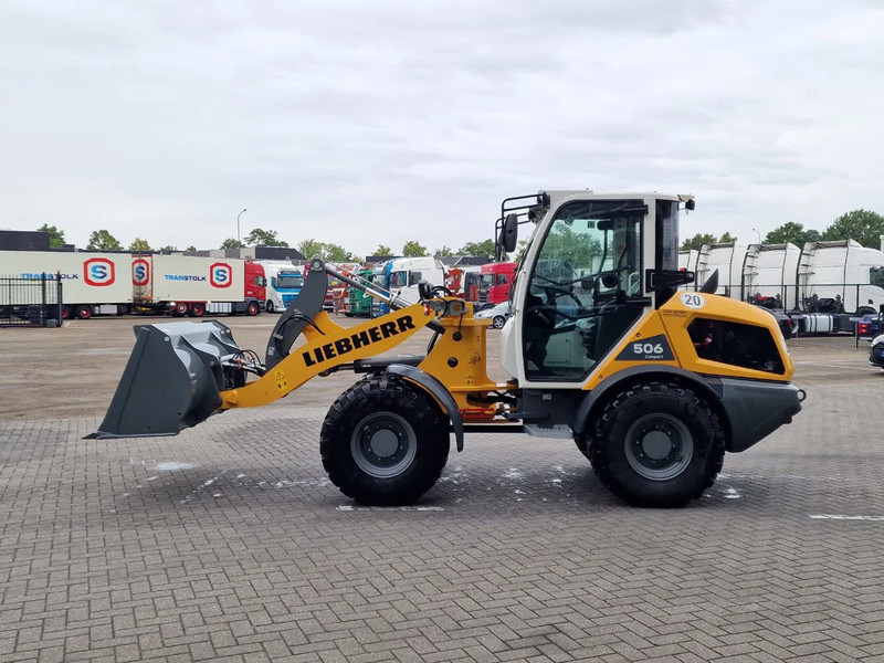 Liebherr L506 compact - New - Bucket + pallet forks - 46 KW - Cargadora de ruedas: foto 4 Liebherr L506 compact - New - Bucket + pallet forks - 46 KW - Cargadora de ruedas: foto 4