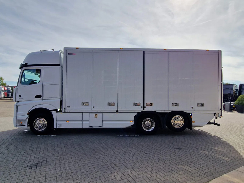 Mercedes-Benz Actros 2545 6x2*4 - Box with sidedoors - Loadlift - Steering axle - Full air - Camera - Camión caja cerrada: foto 4 Mercedes-Benz Actros 2545 6x2*4 - Box with sidedoors - Loadlift - Steering axle - Full air - Camera - Camión caja cerrada: foto 4