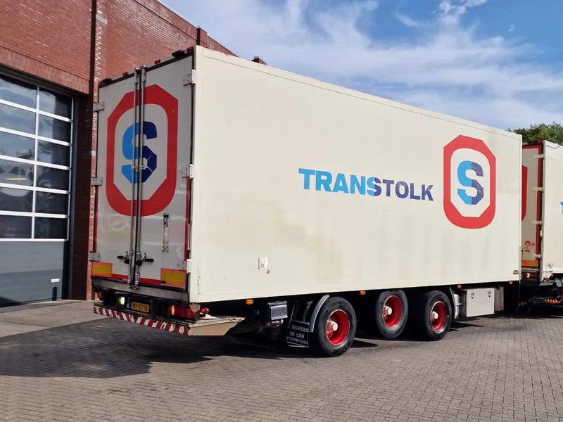 Leasing de Scania R580 Topline 6x2*4 Frigo + Burg trailer - Retarder - Steering axle - Night clima Scania R580 Topline 6x2*4 Frigo + Burg trailer - Retarder - Steering axle - Night clima: foto 16