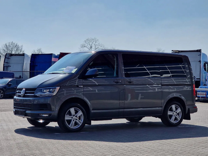 Volkswagen Multivan 2.0 TDI 150KW 4 Motion - Hearse / Leichenwagen / Rouwauto - 2x Coffin - Coche: foto 3 Volkswagen Multivan 2.0 TDI 150KW 4 Motion - Hearse / Leichenwagen / Rouwauto - 2x Coffin - Coche: foto 3