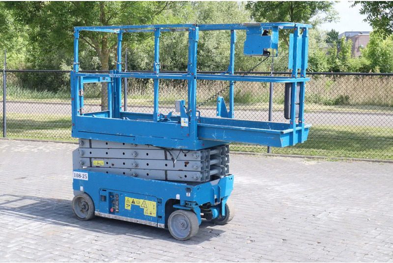 Genie GS-1932 | 7.8 METER | 227 KG - Plataforma de tijeras: foto 5 Genie GS-1932 | 7.8 METER | 227 KG - Plataforma de tijeras: foto 5