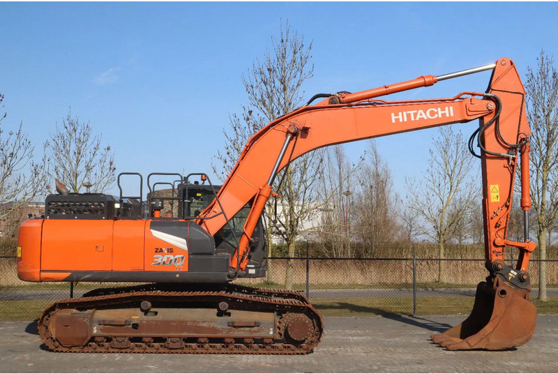 Hitachi ZX300 LC-7 | BUCKET | QUICK COUPLER | GOOD U/C! - Excavadora de cadenas: foto 4 Hitachi ZX300 LC-7 | BUCKET | QUICK COUPLER | GOOD U/C! - Excavadora de cadenas: foto 4
