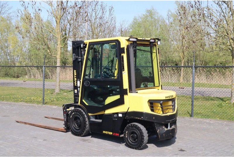 Hyster H2.5 A | BOOM SUSPENSION | SIDESHIFT | FORK EXTENTIONS | FORK POSITIONERS - Carretilla elevadora diésel: foto 3 Hyster H2.5 A | BOOM SUSPENSION | SIDESHIFT | FORK EXTENTIONS | FORK POSITIONERS - Carretilla elevadora diésel: foto 3