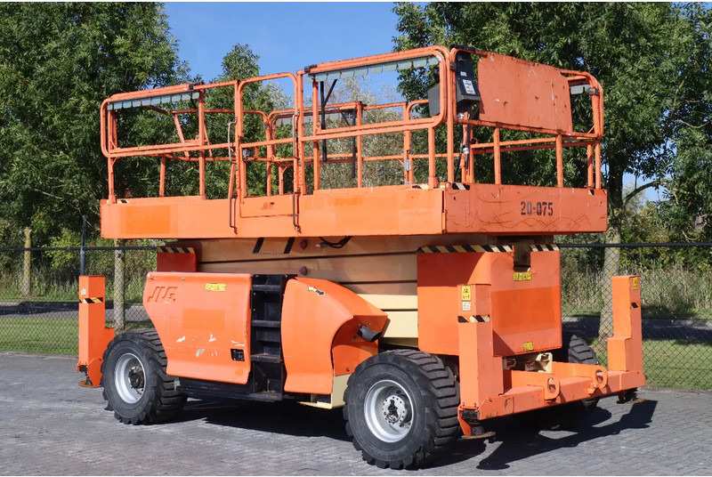 JLG 4394 RT MEGA DECK | 15 METER | 680 KG - Plataforma de tijeras: foto 5 JLG 4394 RT MEGA DECK | 15 METER | 680 KG - Plataforma de tijeras: foto 5