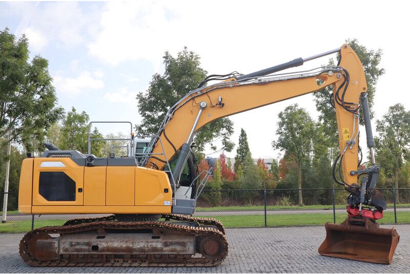 Liebherr R924 WLC | ROTOTILT R8 | BUCKET | - Excavadora de cadenas: foto 4 Liebherr R924 WLC | ROTOTILT R8 | BUCKET | - Excavadora de cadenas: foto 4