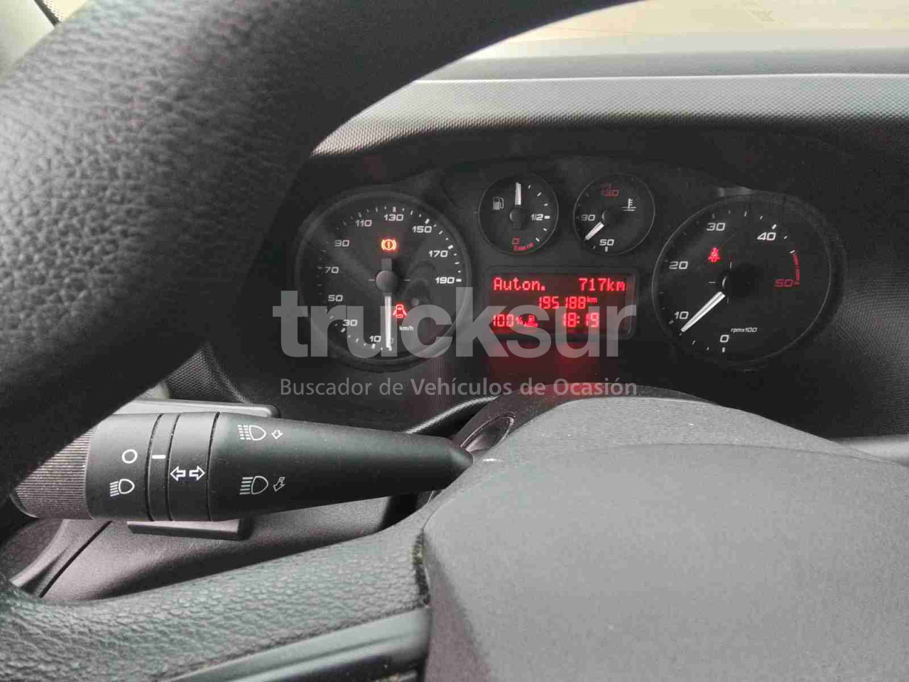 IVECO 35S14 FRC-X - Furgoneta frigorifica: foto 5 IVECO 35S14 FRC-X - Furgoneta frigorifica: foto 5