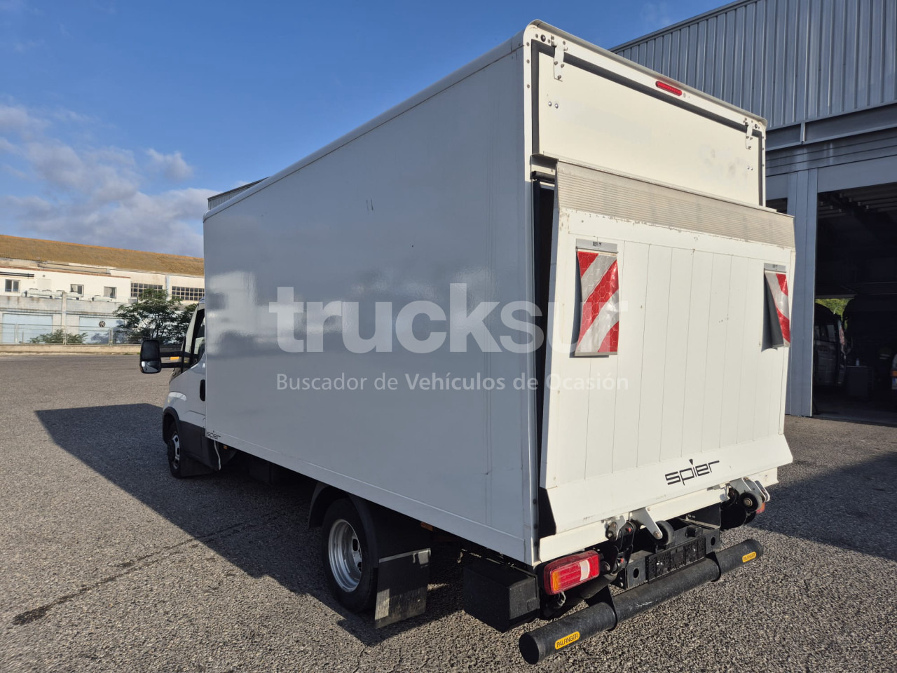 IVECO DAILY 35C16H - Furgoneta caja cerrada: foto 5 IVECO DAILY 35C16H - Furgoneta caja cerrada: foto 5