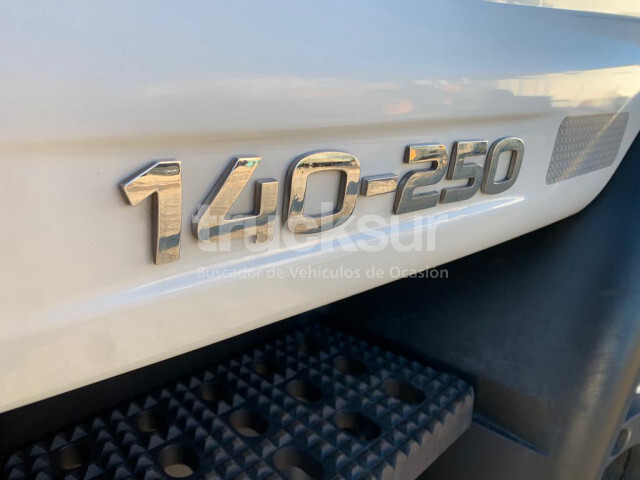 Camión caja cerrada IVECO EUROCARGO 140E25: foto 6