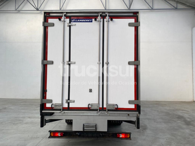 RENAULT D240.12 - Camión frigorífico: foto 4 RENAULT D240.12 - Camión frigorífico: foto 4