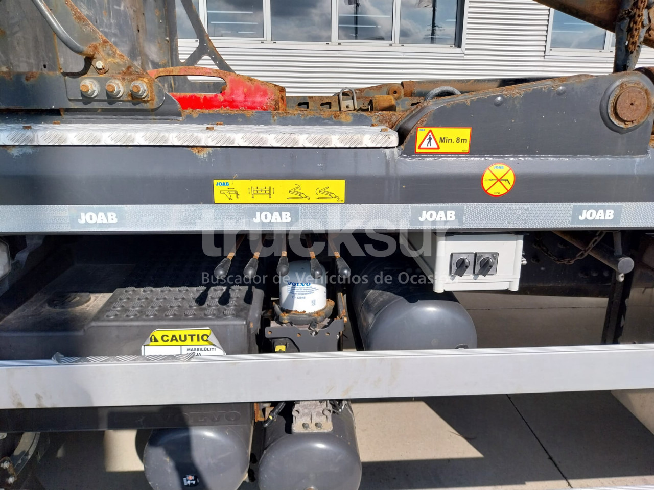 VOLVO FM 330HP - Camión portacontenedor de cadenas: foto 5 VOLVO FM 330HP - Camión portacontenedor de cadenas: foto 5