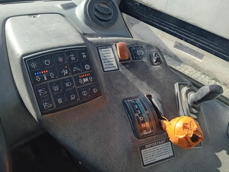 Bell B30D - Dúmper articulado: foto 2 Bell B30D - Dúmper articulado: foto 2