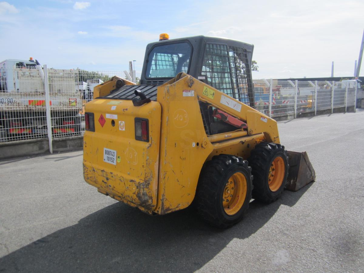 Bobcat S130 - Minicargadora: foto 5 Bobcat S130 - Minicargadora: foto 5