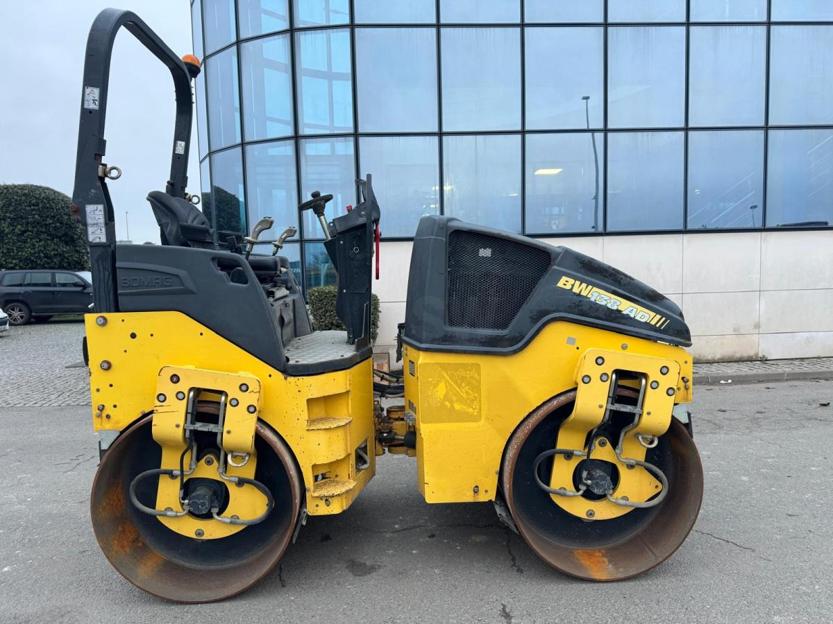 Bomag BW138 AD-5 - Apisonadora de asfalto: foto 2 Bomag BW138 AD-5 - Apisonadora de asfalto: foto 2