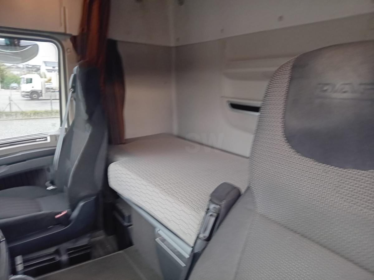 DAF XF 480 - Cabeza tractora: foto 4 DAF XF 480 - Cabeza tractora: foto 4