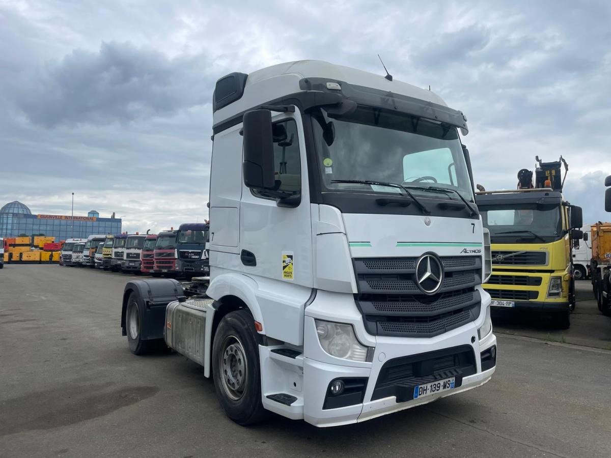 Mercedes Actros 1845 - Cabeza tractora: foto 1 Mercedes Actros 1845 - Cabeza tractora: foto 1