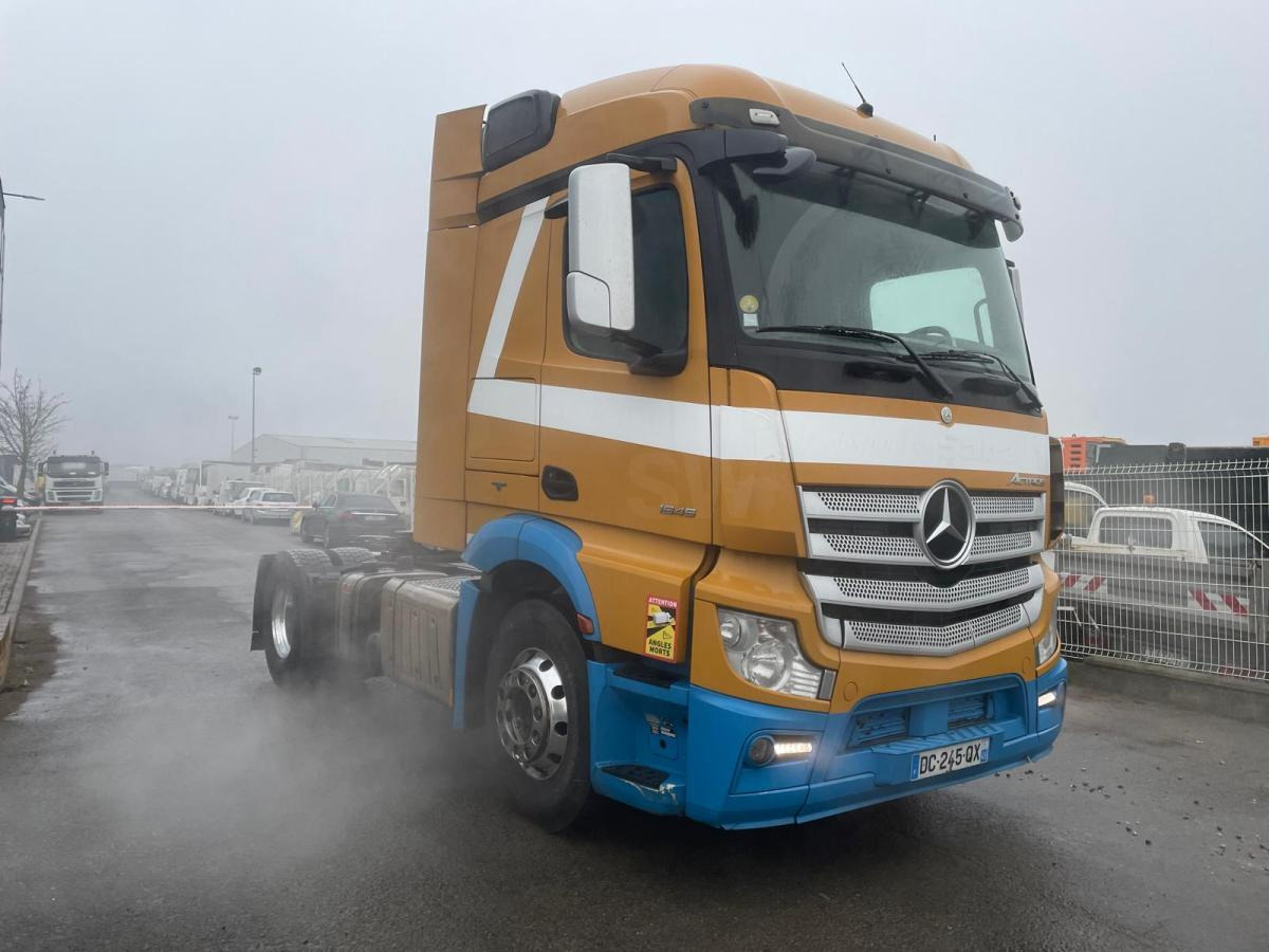 Mercedes Actros 1845 - Cabeza tractora: foto 2 Mercedes Actros 1845 - Cabeza tractora: foto 2