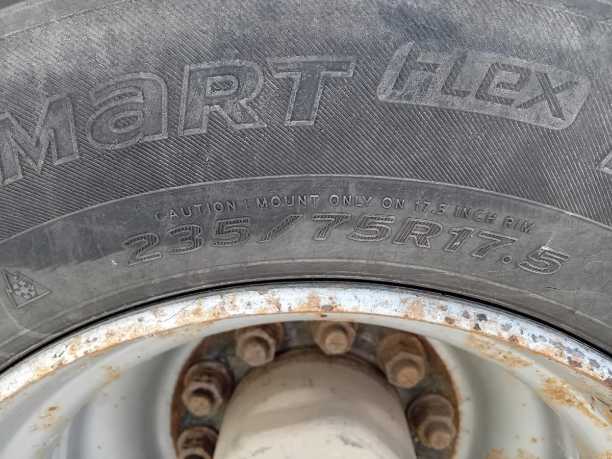 Castera - Semirremolque góndola rebajadas: foto 3 Castera - Semirremolque góndola rebajadas: foto 3