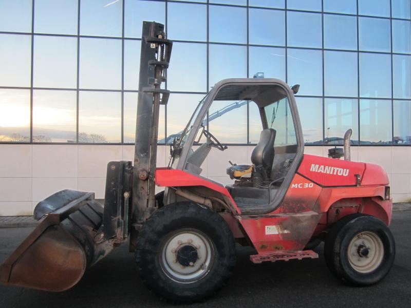 Manitou MC30 - Carretilla elevadora diésel: foto 2 Manitou MC30 - Carretilla elevadora diésel: foto 2