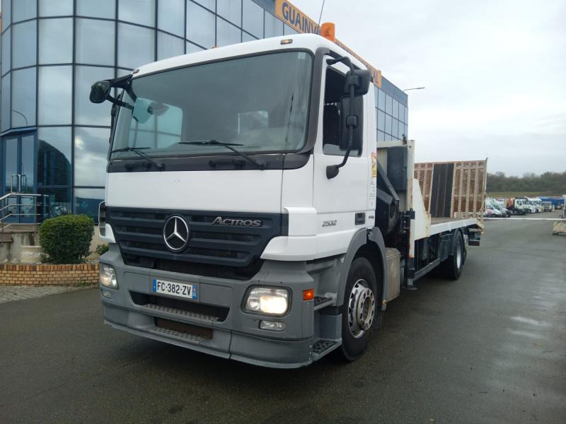 Mercedes Actros 2532 - Camión caja abierta: foto 1 Mercedes Actros 2532 - Camión caja abierta: foto 1