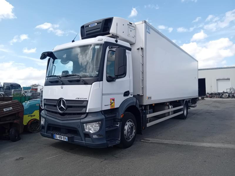 Mercedes Antos 1827 - Camión frigorífico: foto 1 Mercedes Antos 1827 - Camión frigorífico: foto 1