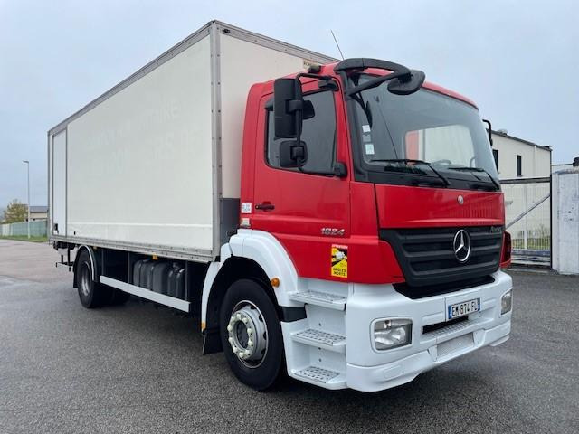 Mercedes Axor 1829 - Camión caja cerrada: foto 1 Mercedes Axor 1829 - Camión caja cerrada: foto 1