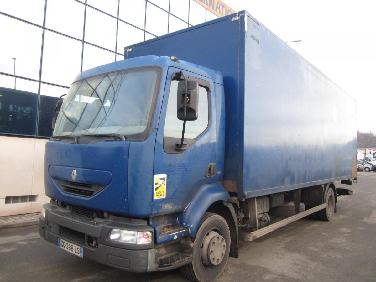 Renault Midlum 180.13 Dci - Camión caja cerrada: foto 1 Renault Midlum 180.13 Dci - Camión caja cerrada: foto 1