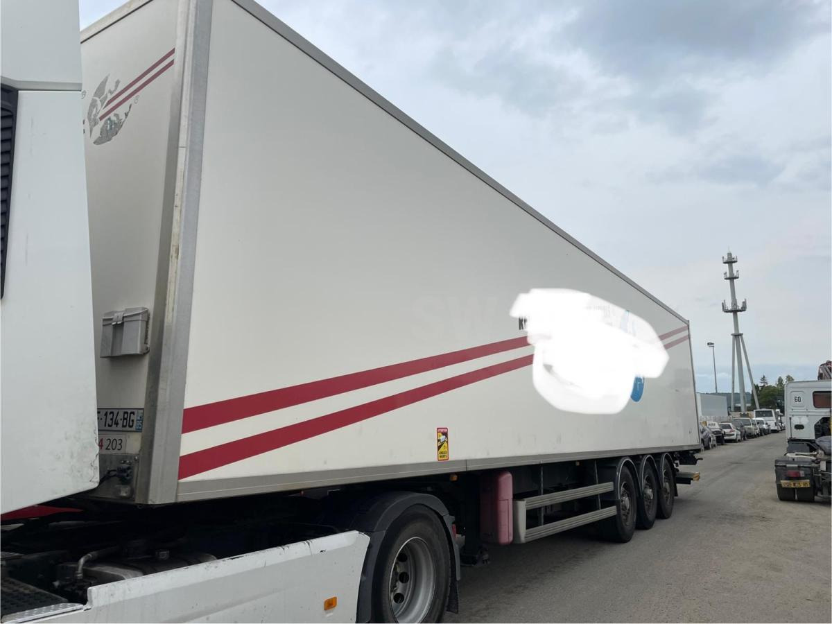 Samro  - Semirremolque caja cerrada: foto 1 Samro  - Semirremolque caja cerrada: foto 1