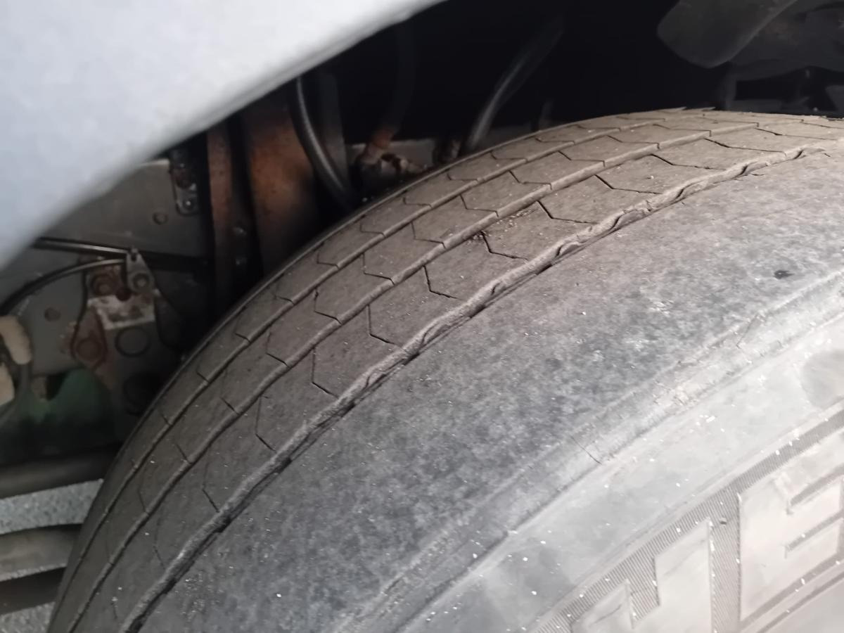 Volvo FH - Camión caja abierta: foto 4 Volvo FH - Camión caja abierta: foto 4