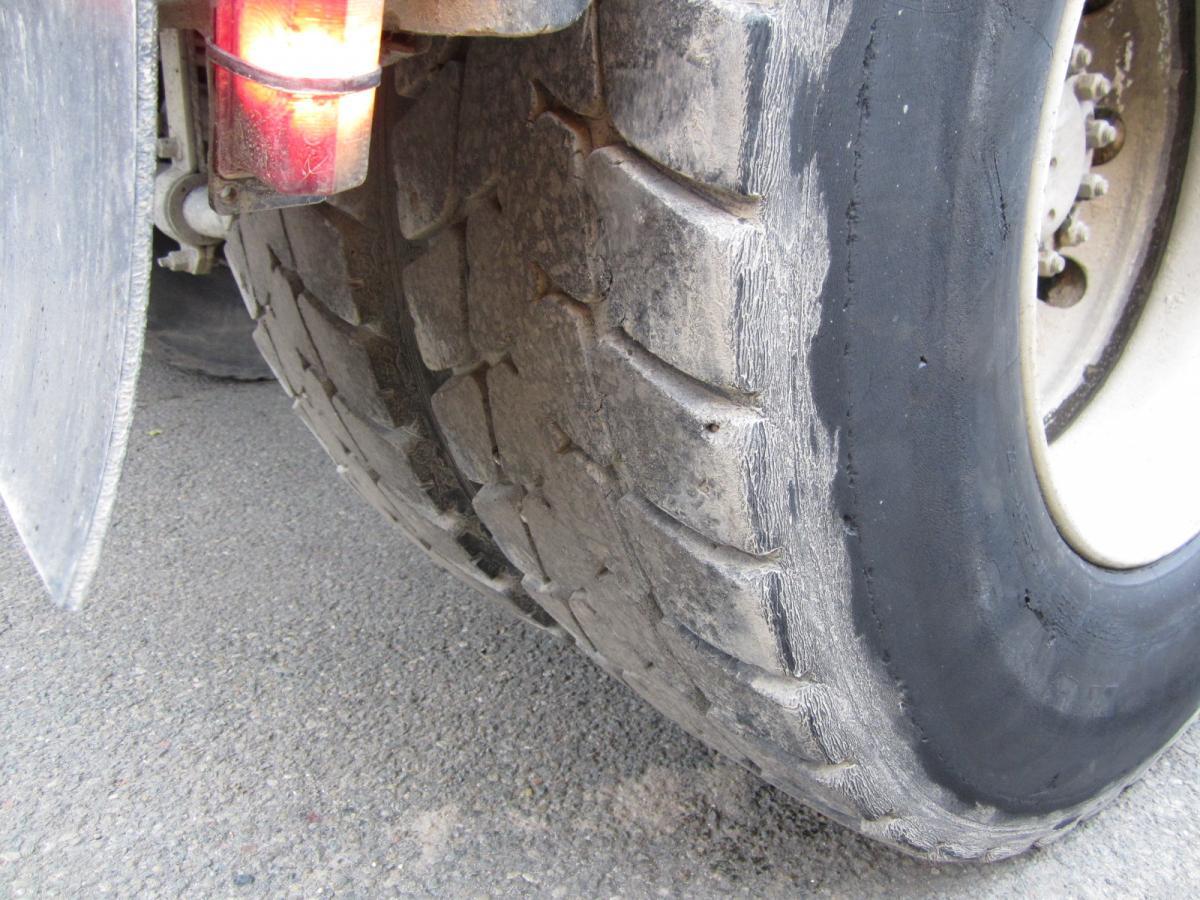 Camión multibasculante Volvo FL6 19: foto 6