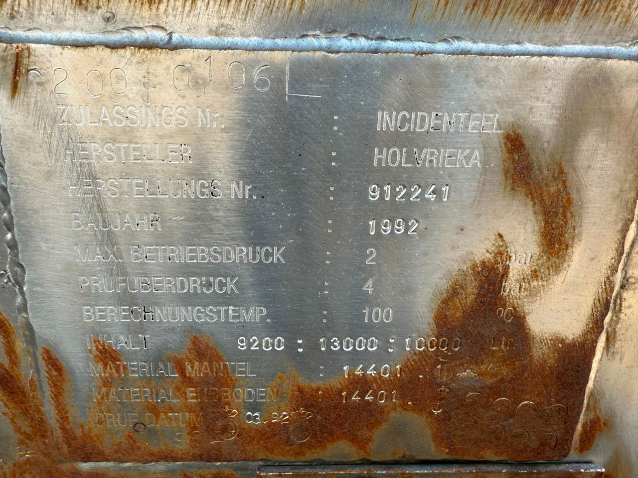 Burg 3 axle 3 compartments 32.200 L ADR - Semirremolque cisterna: foto 3 Burg 3 axle 3 compartments 32.200 L ADR - Semirremolque cisterna: foto 3