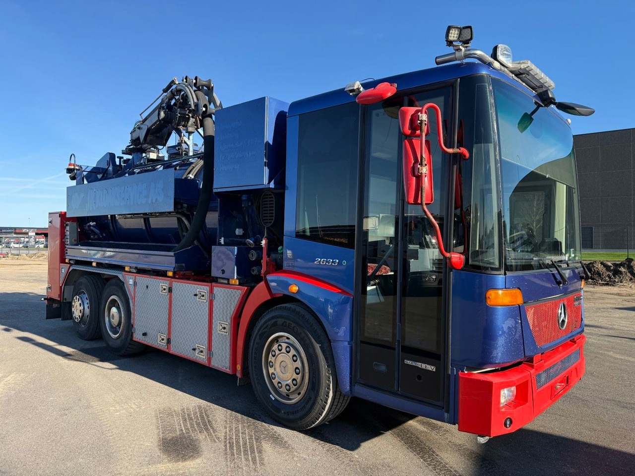 Mercedes-Benz Econic 2633 6x2*4 Hvidtved Larsen SLP309 Euro 5 - Limpieza de alcantarillado: foto 2 Mercedes-Benz Econic 2633 6x2*4 Hvidtved Larsen SLP309 Euro 5 - Limpieza de alcantarillado: foto 2