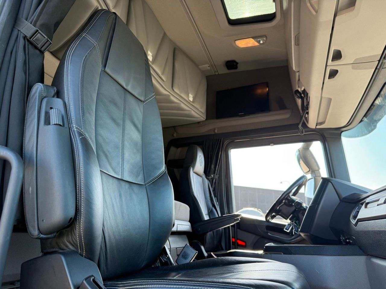 Camión cisterna Scania R500 NGS 6x2 CR20H 25 m3 Silo Euro 6: foto 21