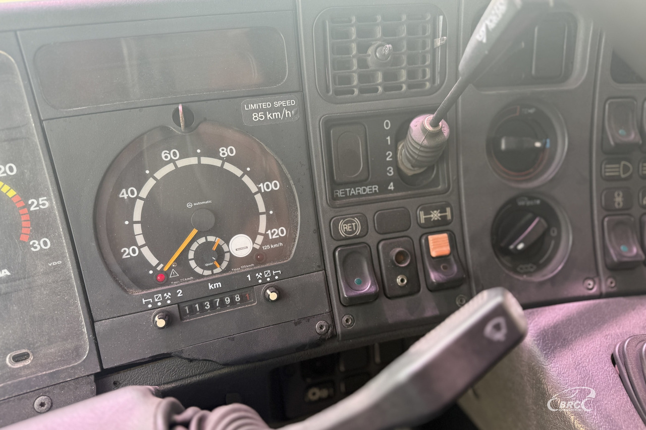 Camión portavehículos Scania R 143: foto 20