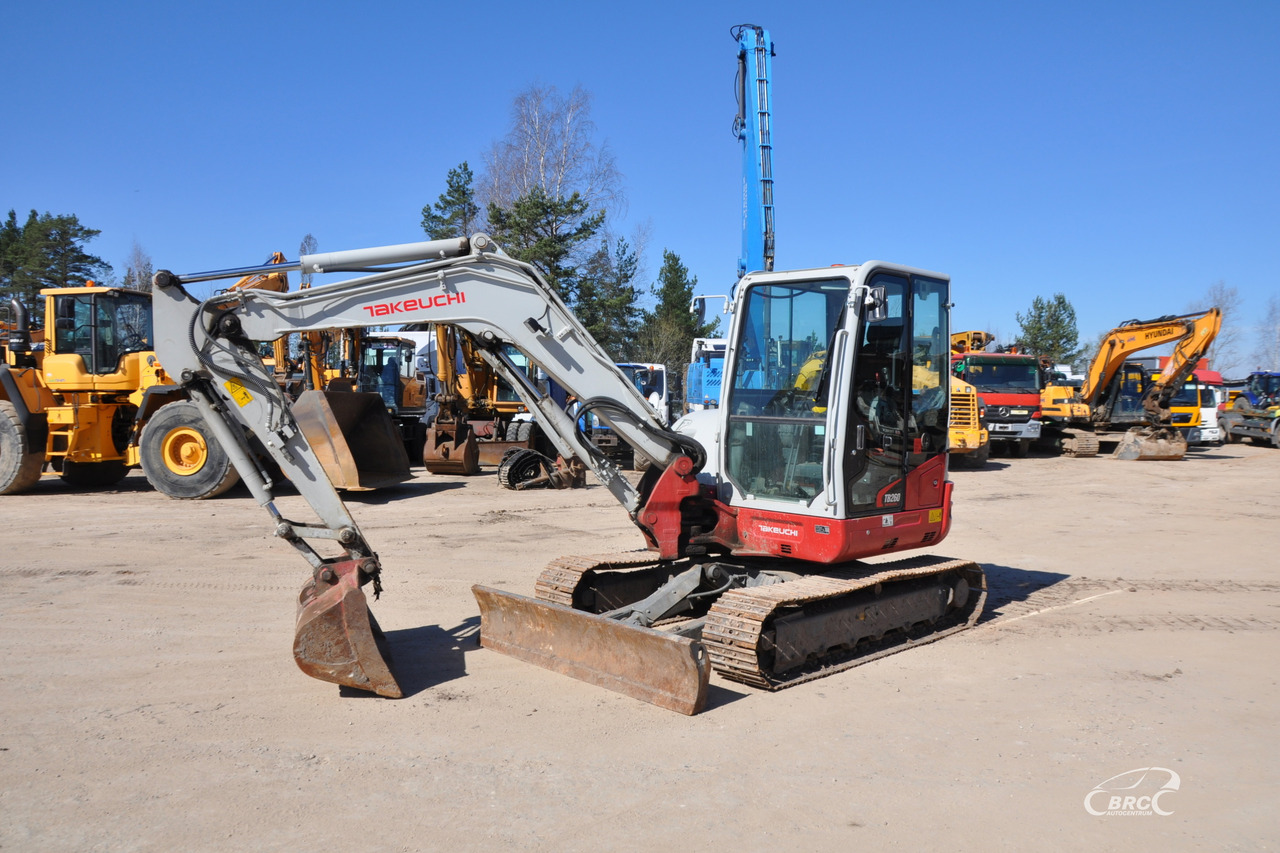 Takeuchi TB260 - Excavadora de cadenas: foto 1 Takeuchi TB260 - Excavadora de cadenas: foto 1