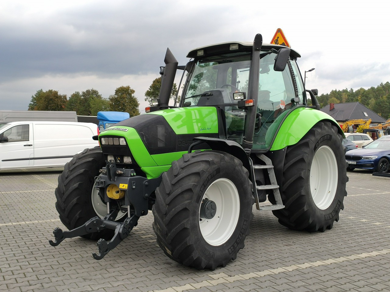 Deutz Fahr Agrotron M620 4x4 Przedni Tuz Wałek W.O.M Wyjścia do Przyczepy - Tractor: foto 1 Deutz Fahr Agrotron M620 4x4 Przedni Tuz Wałek W.O.M Wyjścia do Przyczepy - Tractor: foto 1