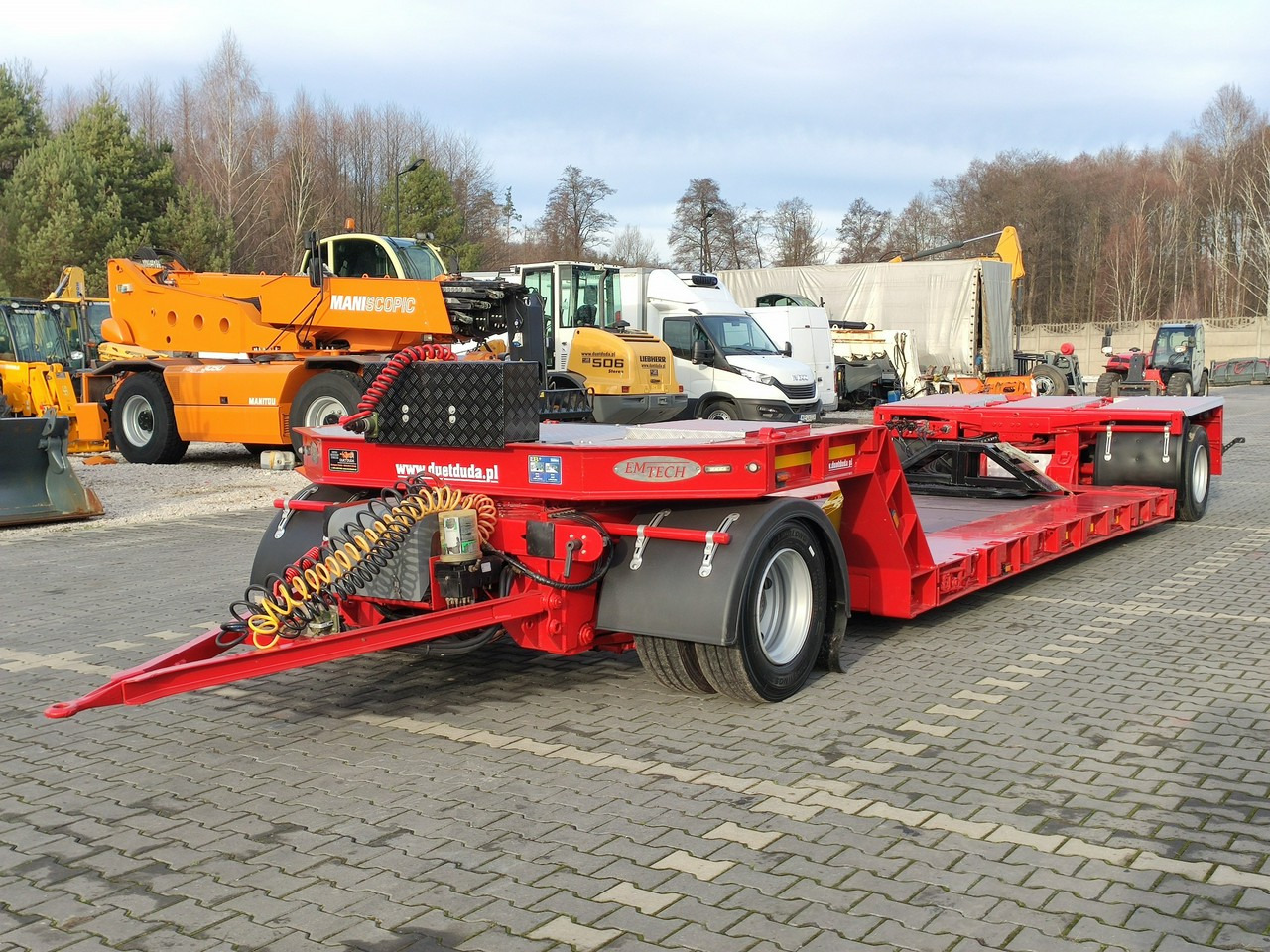 Semirremolque góndola rebajadas EMTECH 2 osiowa PCN 18 TIEFBETT Zagłębiana Rozciągana Oś Skrętna UNIKAT: foto 10 Semirremolque góndola rebajadas EMTECH 2 osiowa PCN 18 TIEFBETT Zagłębiana Rozciągana Oś Skrętna UNIKAT: foto 10