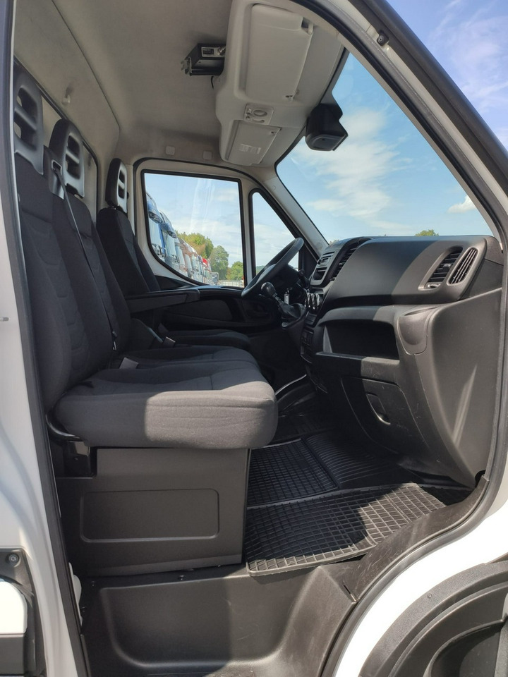 Furgoneta caja cerrada Iveco Daily 50C15 V: foto 16 Furgoneta caja cerrada Iveco Daily 50C15 V: foto 16