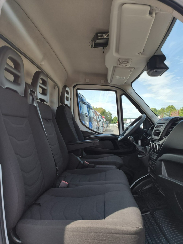 Furgoneta caja cerrada Iveco Daily 50C15 V: foto 18 Furgoneta caja cerrada Iveco Daily 50C15 V: foto 18