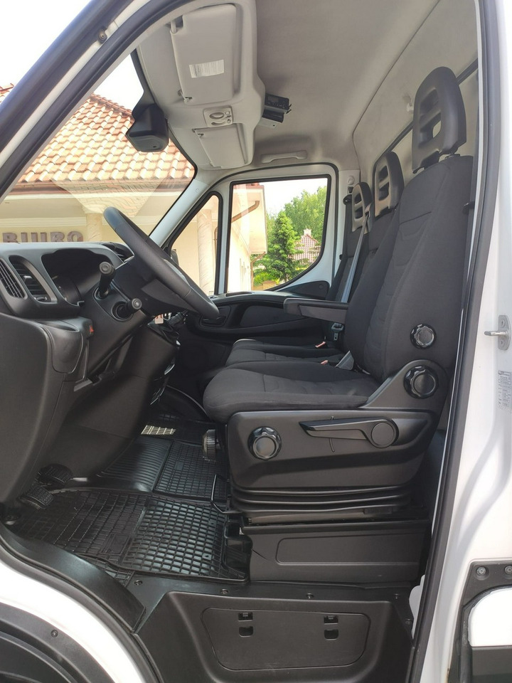 Furgoneta caja cerrada Iveco Daily 50C15 V: foto 19 Furgoneta caja cerrada Iveco Daily 50C15 V: foto 19