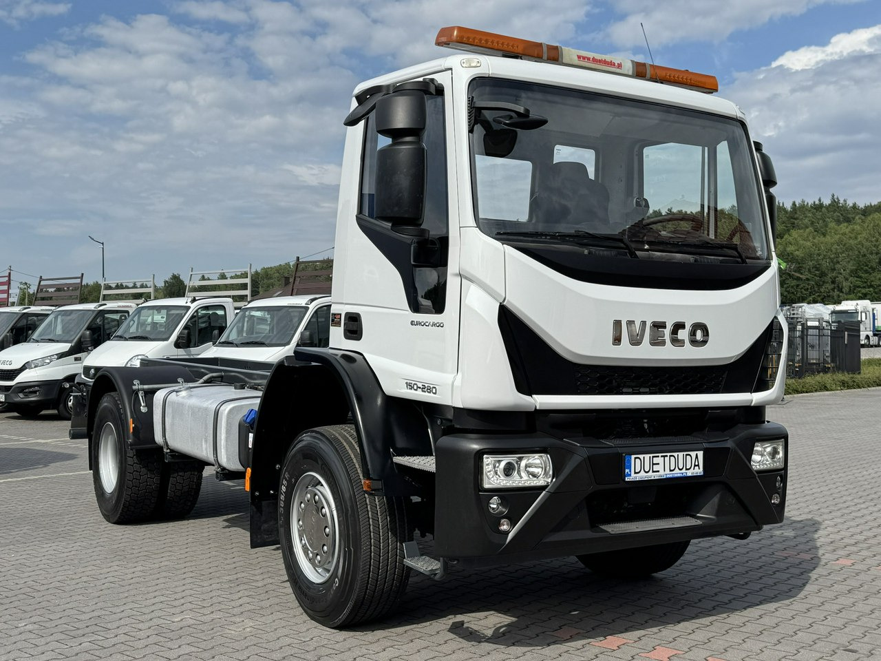 Iveco Eurocargo 150-280 Rama 550cm Napęd 4x4 Reduktor + Blokady - Camión chasis: foto 4 Iveco Eurocargo 150-280 Rama 550cm Napęd 4x4 Reduktor + Blokady - Camión chasis: foto 4