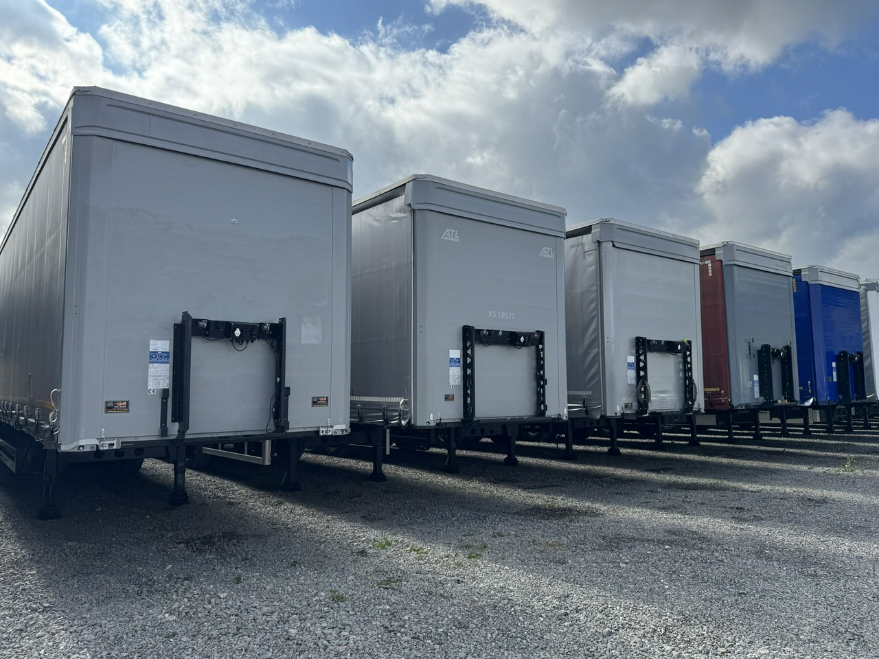 Kogel S 24 Standard - Semirremolque lona: foto 2 Kogel S 24 Standard - Semirremolque lona: foto 2