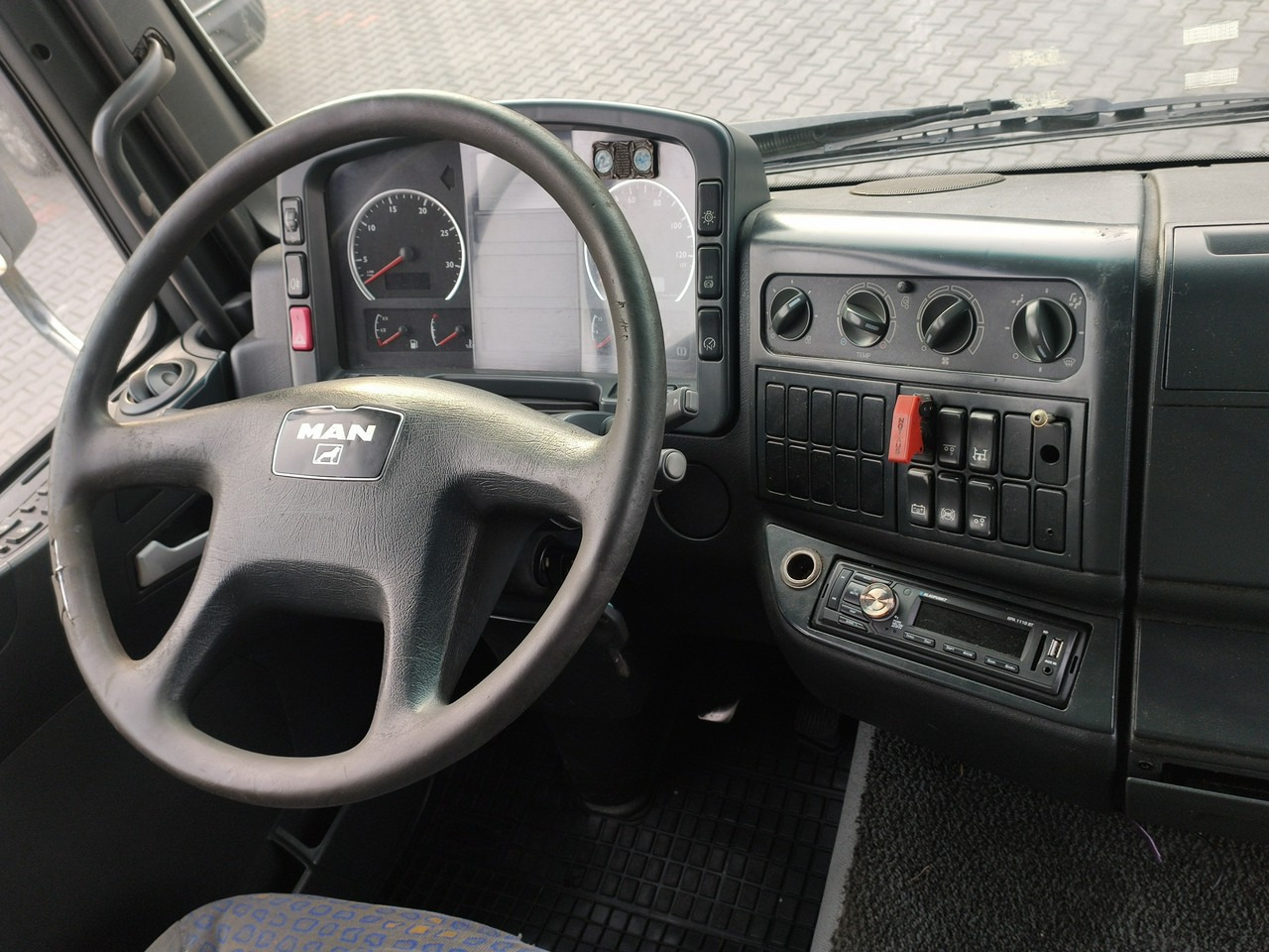 Camión cisterna MAN TGA 26.310 Autocysterna z Dystrybucją: foto 35