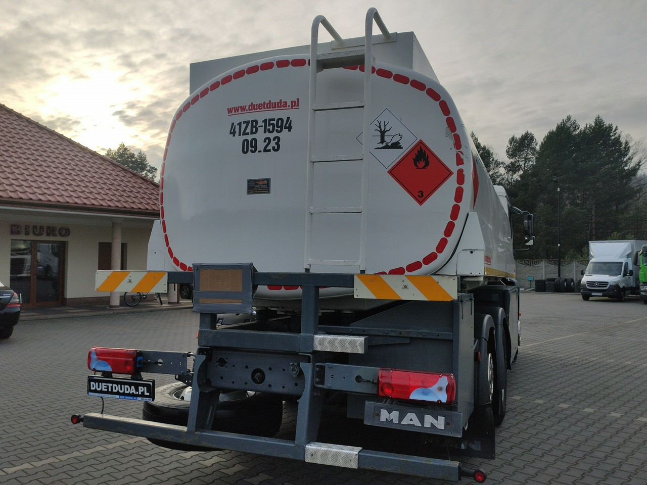 Camión cisterna MAN TGA 26.310 Autocysterna z Dystrybucją: foto 9