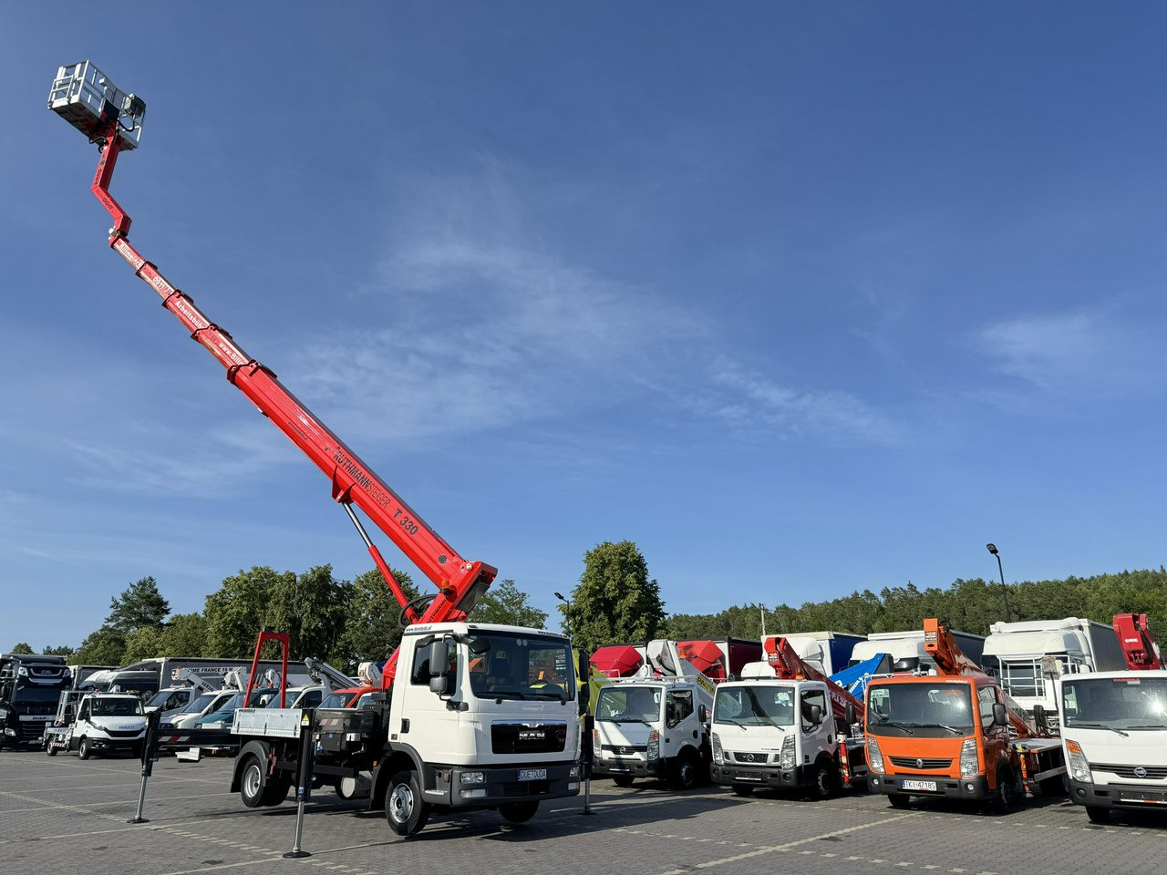 MAN TGL 7.150 Zwyżka Ruthmann T330 33-Metry DMC 7500KG 21m w Bok - Camión con plataforma elevadora: foto 5 MAN TGL 7.150 Zwyżka Ruthmann T330 33-Metry DMC 7500KG 21m w Bok - Camión con plataforma elevadora: foto 5
