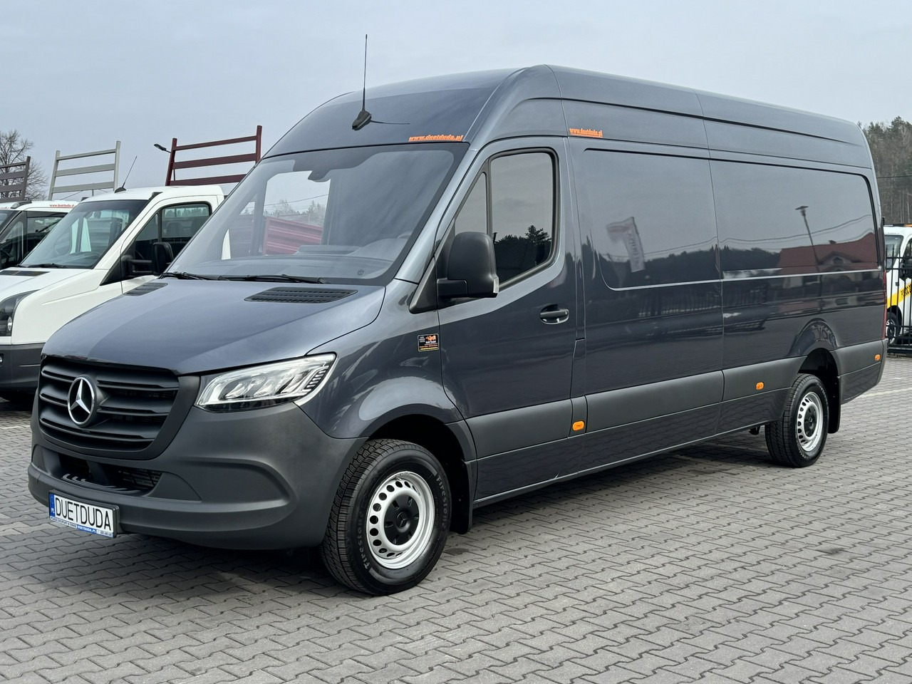 Mercedes 319 - Furgón: foto 1 Mercedes 319 - Furgón: foto 1