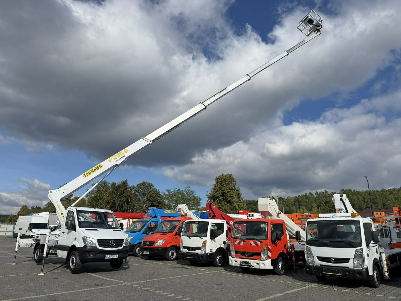 Mercedes Sprinter Zwyżka Podnośnik Koszowy PALFINGER P280 B UDT - Camión con plataforma elevadora: foto 2 Mercedes Sprinter Zwyżka Podnośnik Koszowy PALFINGER P280 B UDT - Camión con plataforma elevadora: foto 2