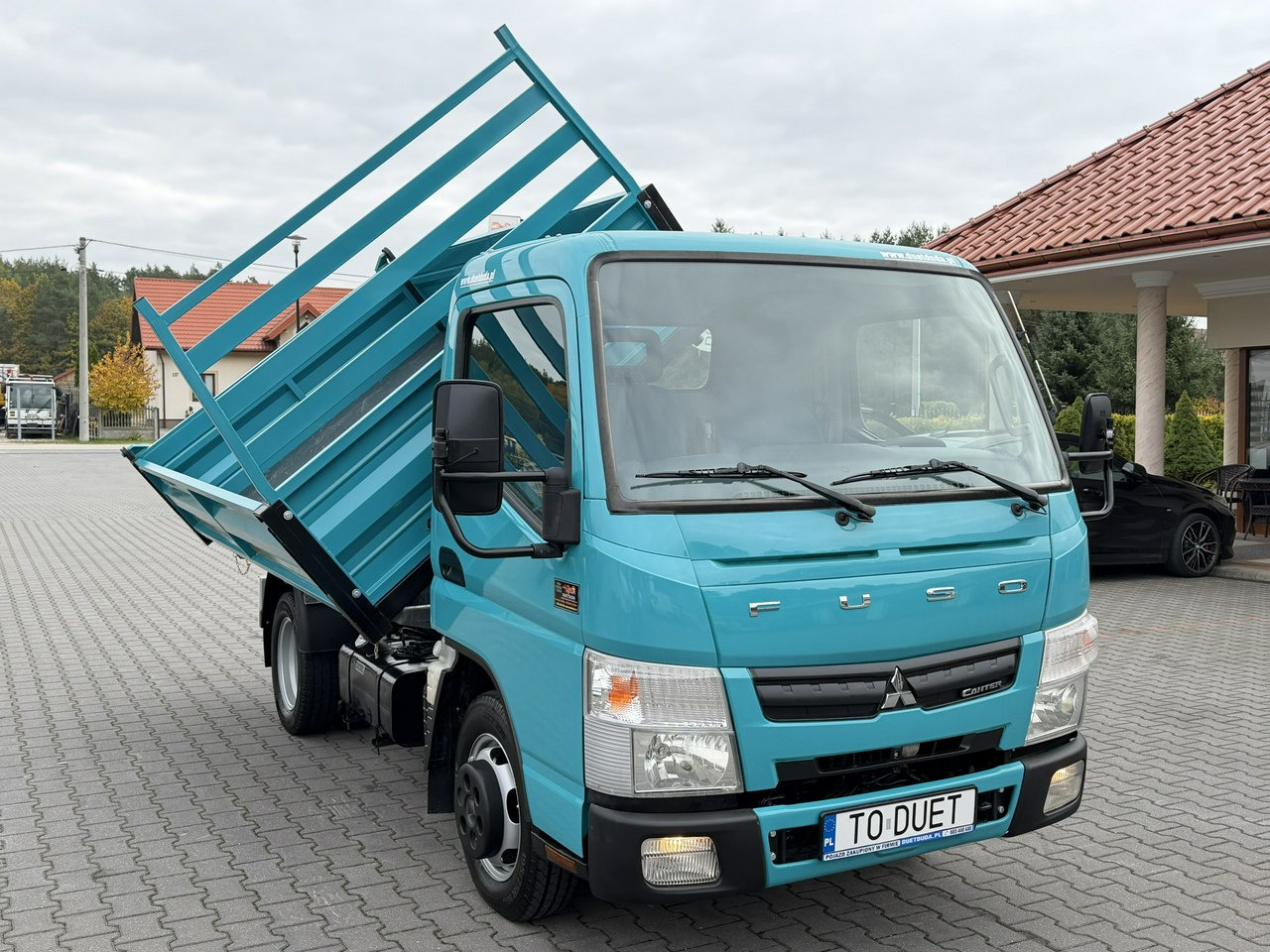 Mitsubishi Canter - Volquete furgoneta: foto 2 Mitsubishi Canter - Volquete furgoneta: foto 2