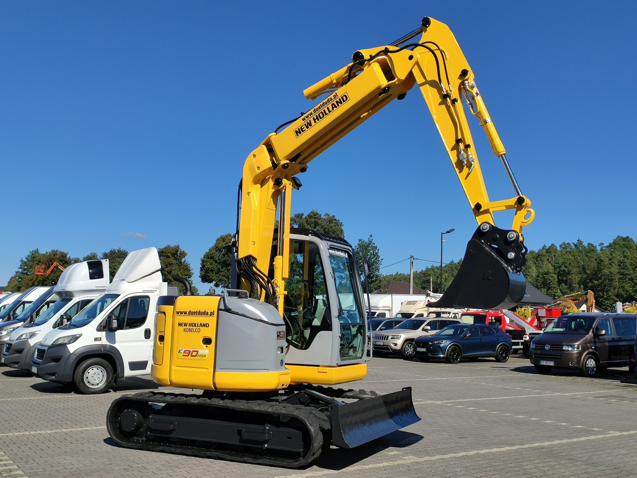 New Holland E90B SR -2 Gąsienicowa 10ton - Miniexcavadora: foto 2 New Holland E90B SR -2 Gąsienicowa 10ton - Miniexcavadora: foto 2